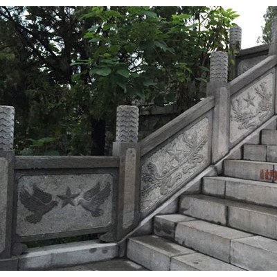 雕刻青石欄桿早已走入尋常生活